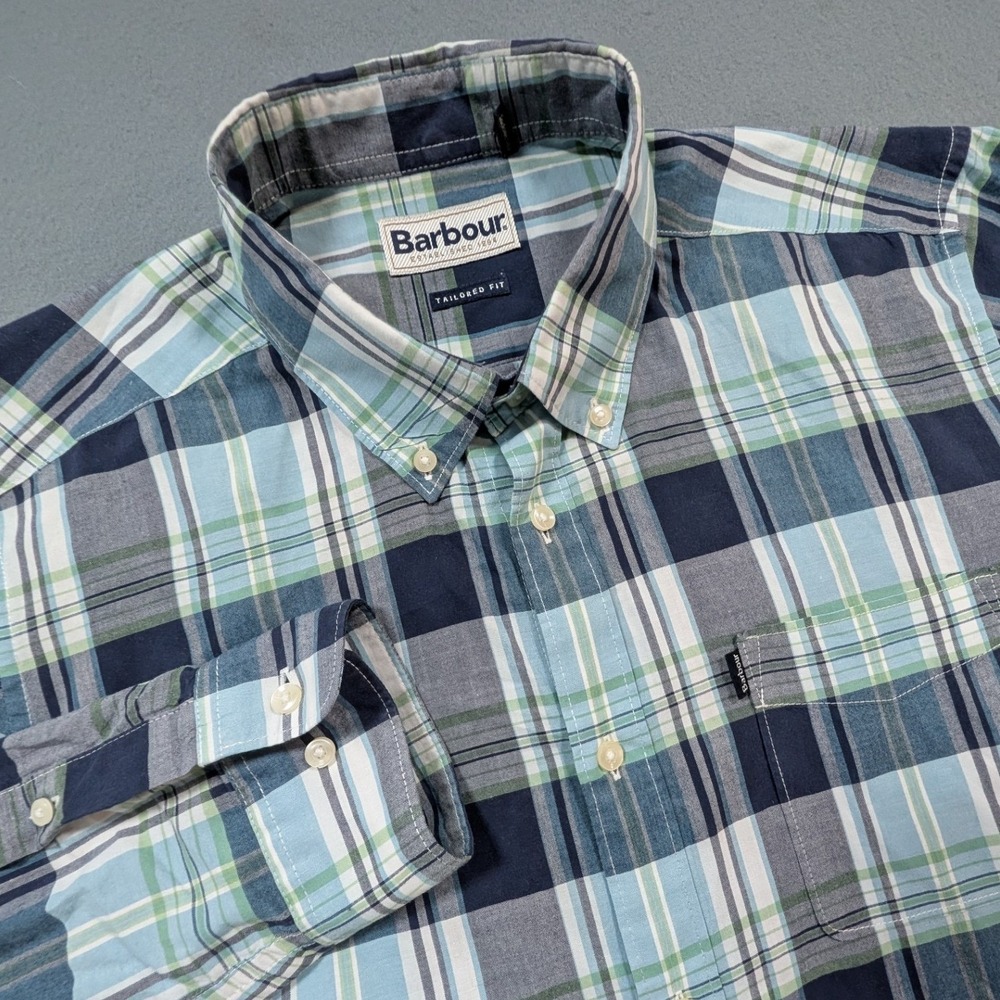Barbour Button Down Shirt Mens Medium Tailored Fit Plaid Long Sleeve